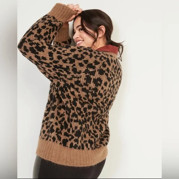 Patterned Sweater - Picture 3 of 9